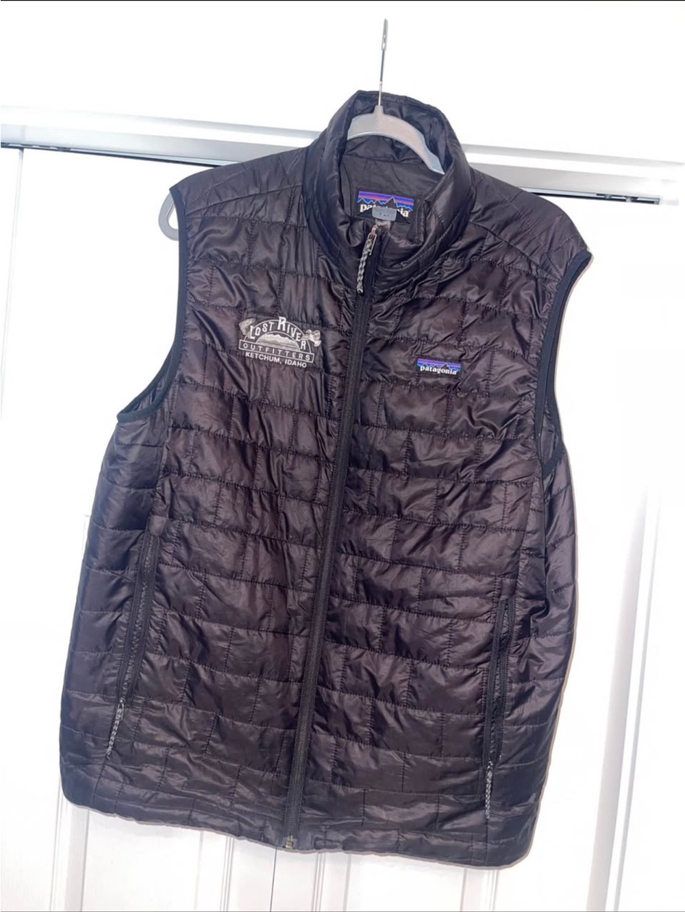 Men’s Patagonia Nano Puff Vest – Black – Excellent Condition Size Large